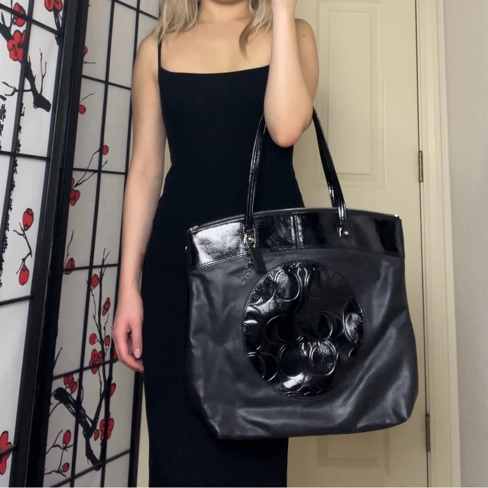 Vintage Black Coach Signature Y2K Patent & Smooth Leather Tote Shoulder-Bag